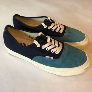 Vans new authentic men size 9